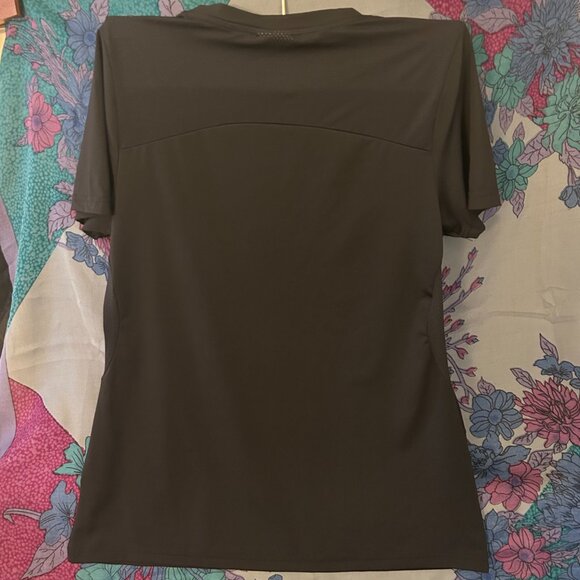 Gymshark black tee shirt - Picture 3 of 3